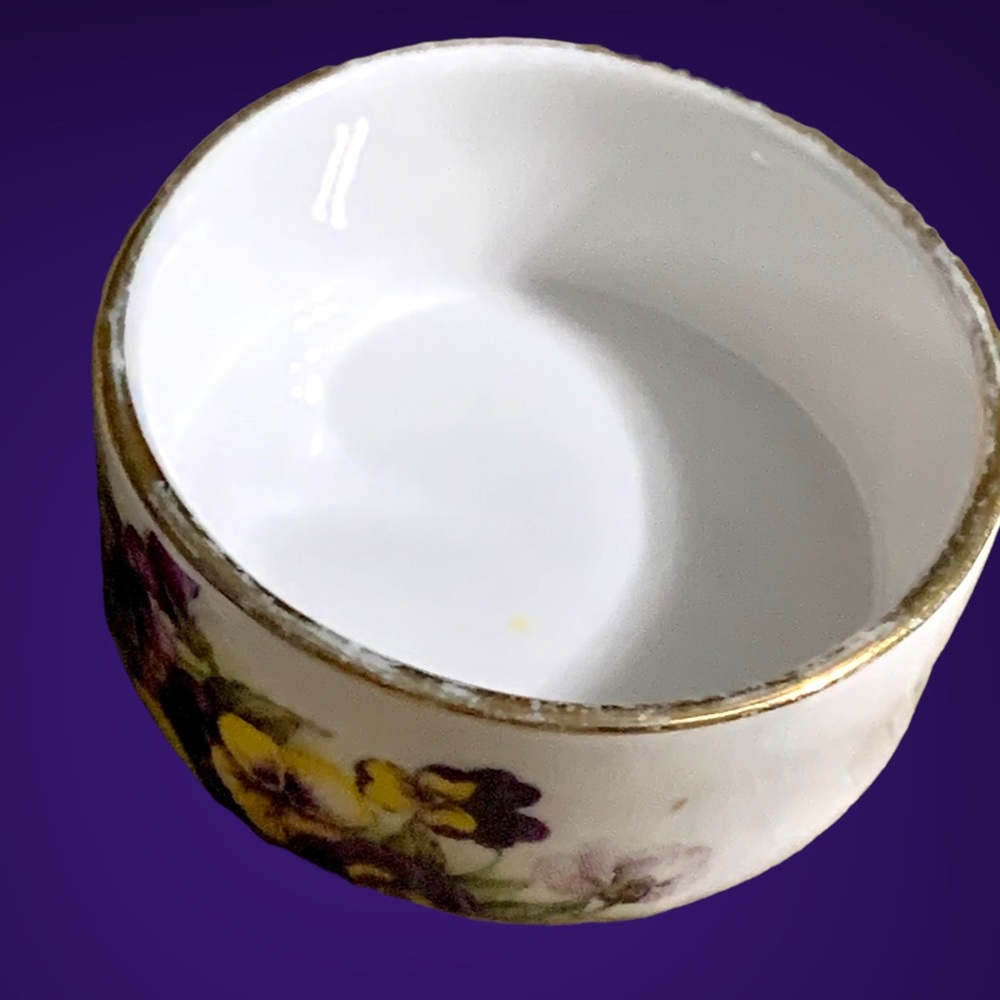🚩 SOLD 🚩 Fine Bone China Gilded Ring Pill Box Wedding Gift - Picture 4 of 14